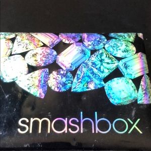 Smashbox on the Rocks